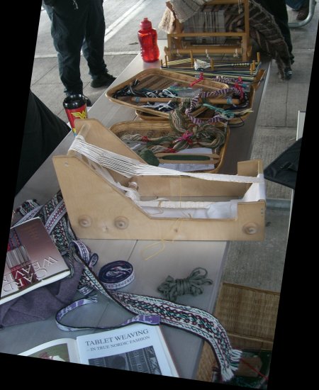 tablet-weaving illustration